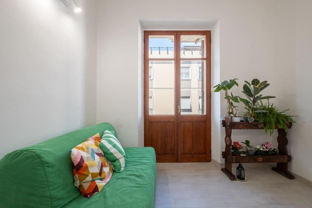 Casa Ofride -Centro-Poetto 10 Min-Wi-Fi-Netflix Apartment กาญารี ภายนอก รูปภาพ