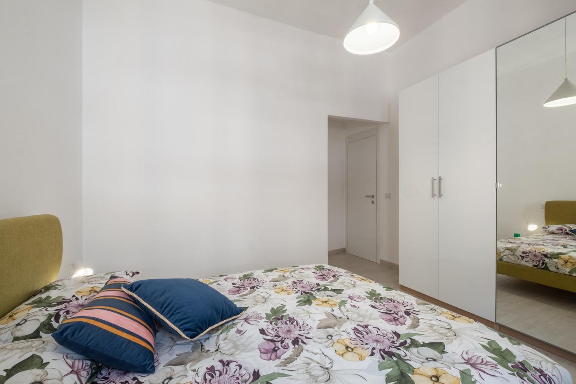 Casa Ofride -Centro-Poetto 10 Min-Wi-Fi-Netflix Apartment กาญารี ภายนอก รูปภาพ